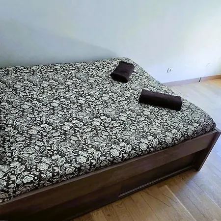 Le Calme En Аннемас